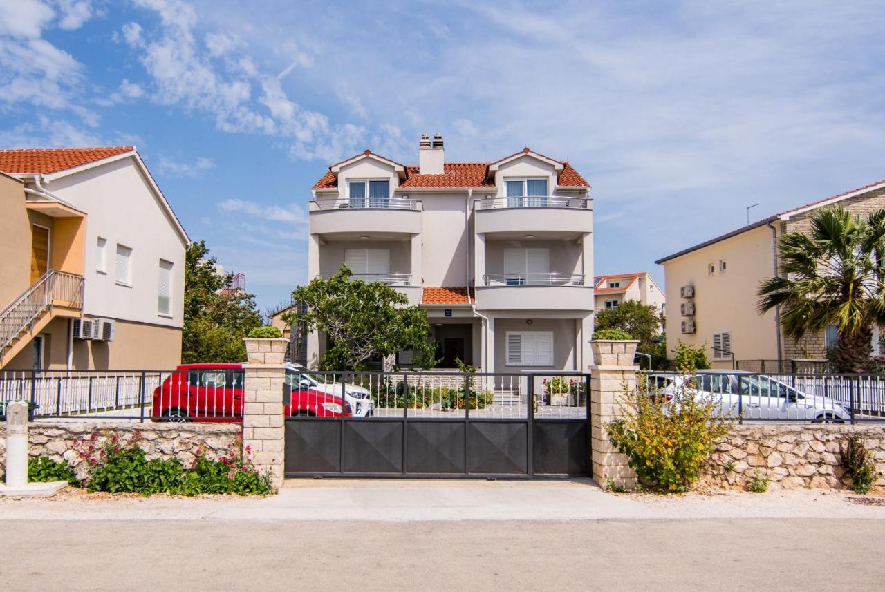 Apartments Up&Up Rogoznica  Luaran gambar